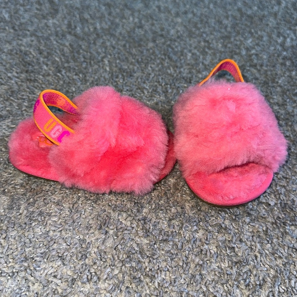 Baby Ugg slides, size 4/5